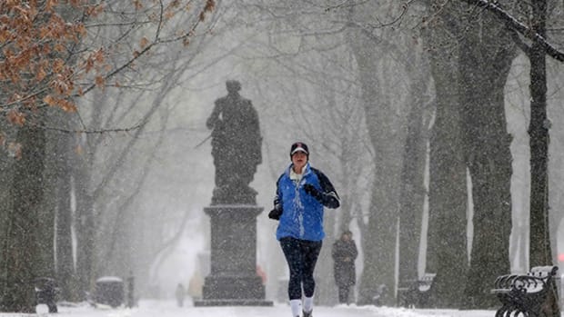 Snow and Cold Can’t Stop Runners Training for the Boston Marathon